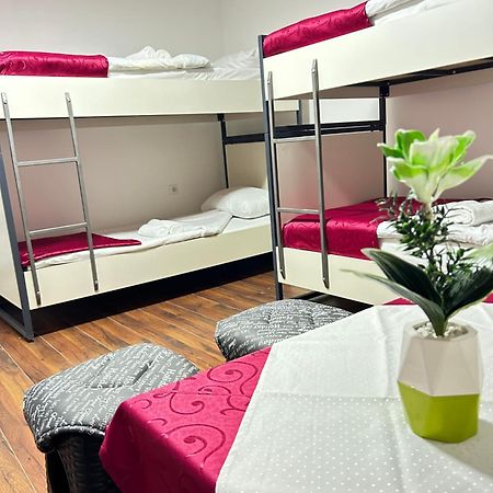 Sneza Vandrarhem Podgorica Exteriör bild
